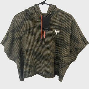 Under Armour Green Camo Fleece Cropped Short-Sleeve Hoodie Women's Medium New